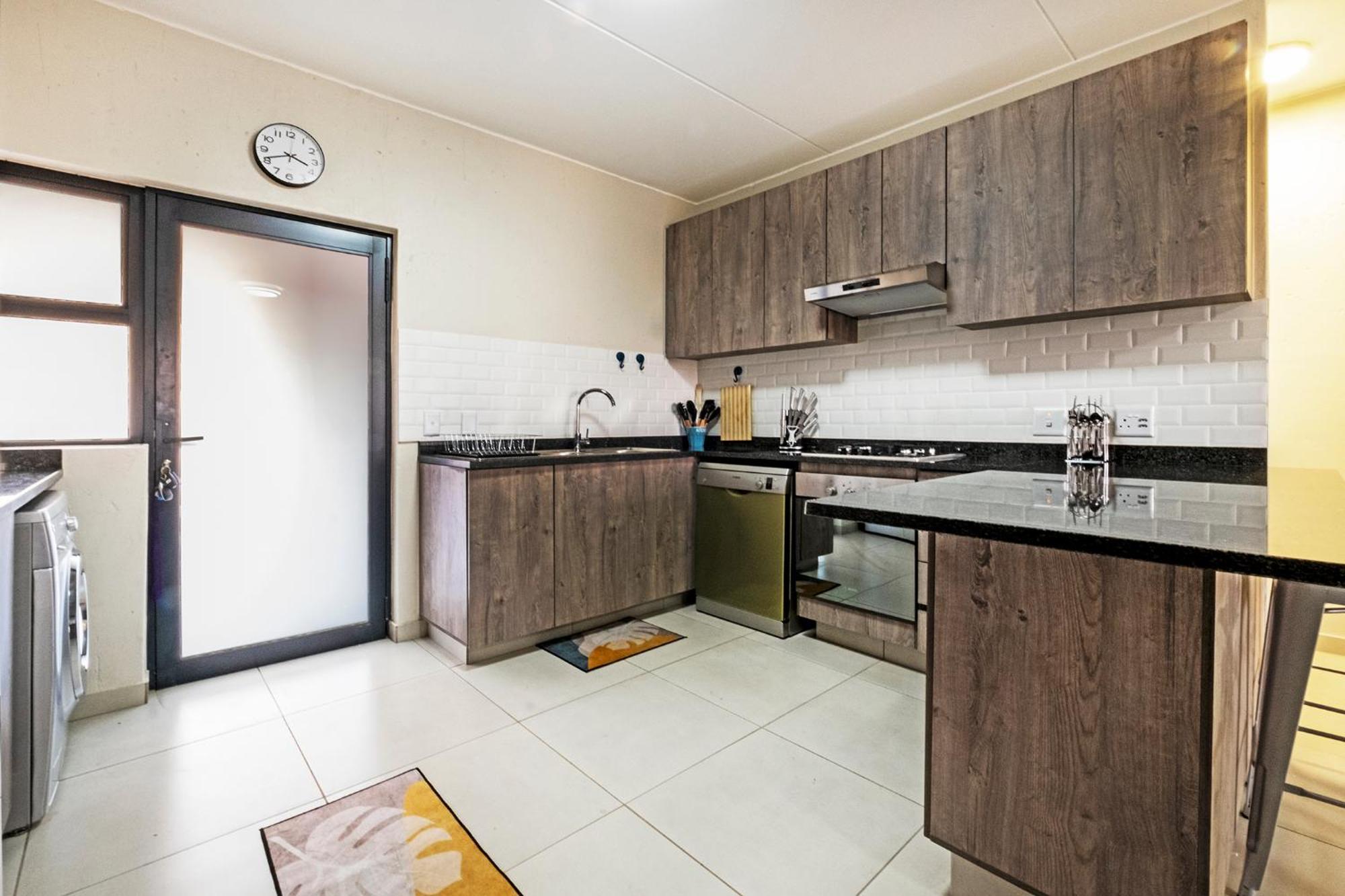 Airport Heights Apartment Boksburg Bagian luar foto