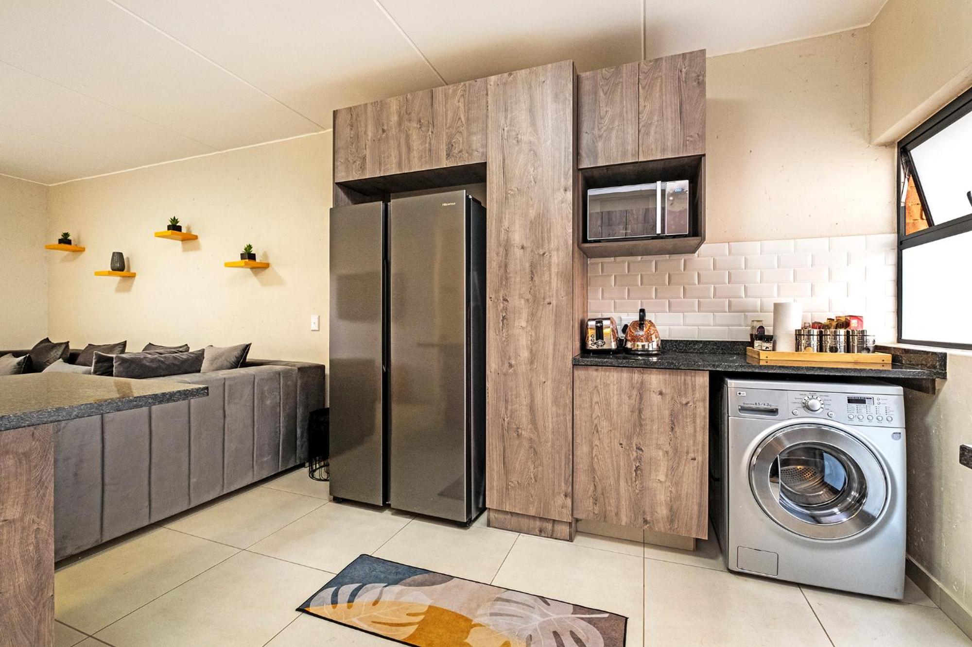 Airport Heights Apartment Boksburg Bagian luar foto